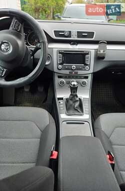 Универсал Volkswagen Passat 2013 в Новоархангельске
