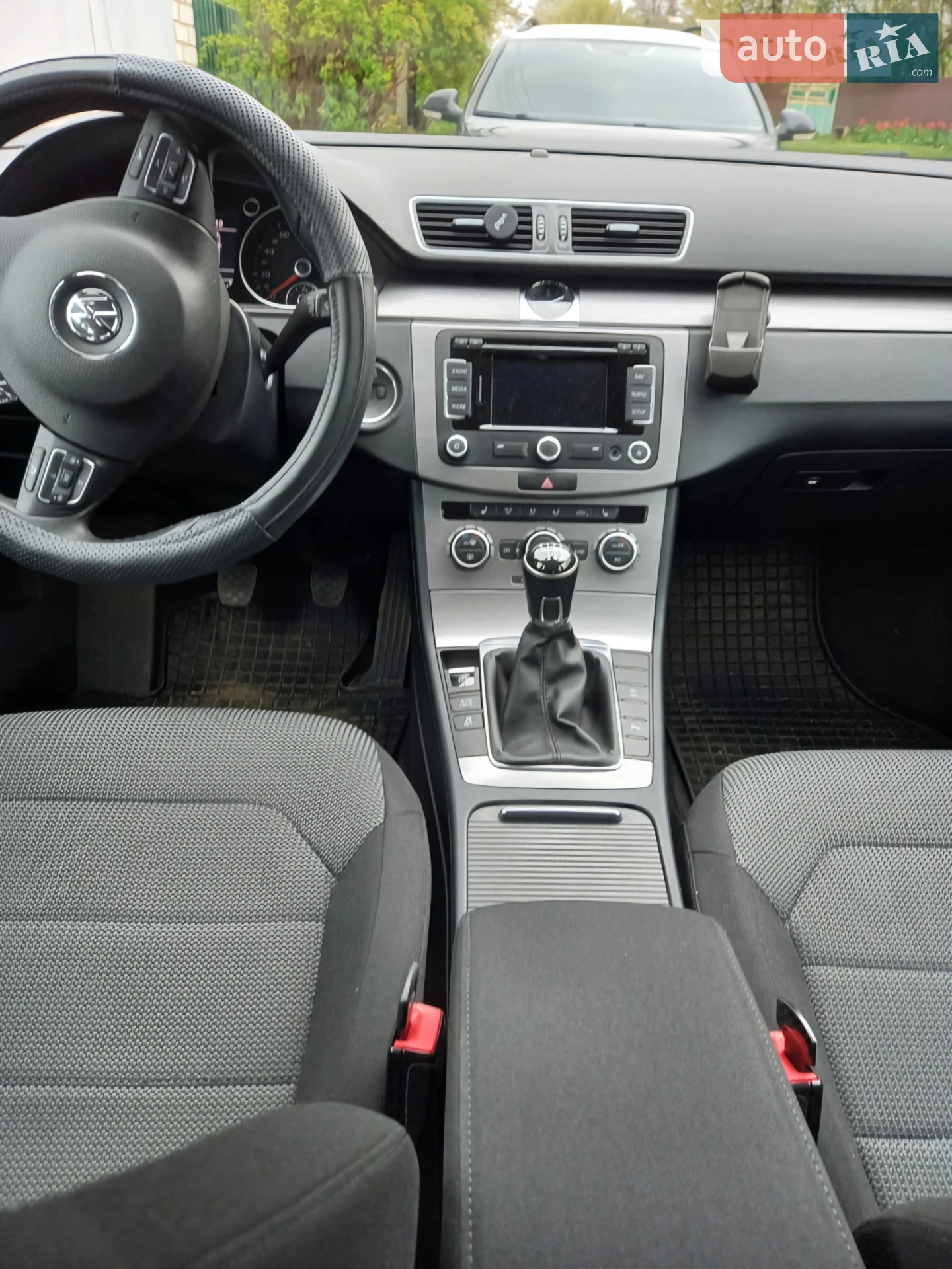 Volkswagen Passat 2013 VIN WVWZZZ3CZDE124757 фото оголошення 10 з 19