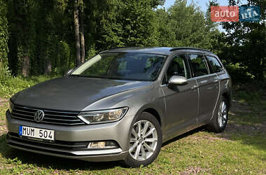 Универсал Volkswagen Passat 2016 в Дрогобыче