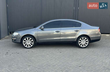 Седан Volkswagen Passat 2008 в 
