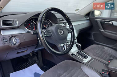 Універсал Volkswagen Passat 2012 в 