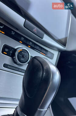 Універсал Volkswagen Passat 2012 в 