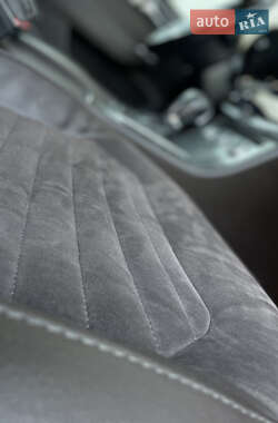 Універсал Volkswagen Passat 2012 в 
