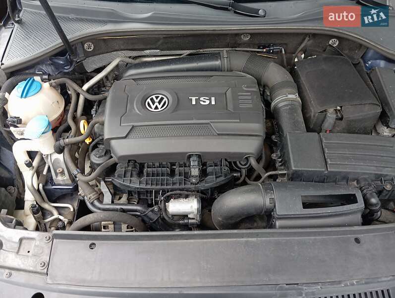 Седан Volkswagen Passat 2014 в Києві