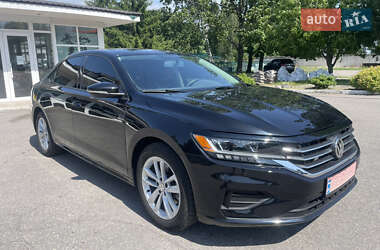 Седан Volkswagen Passat 2021 в Кременчуге