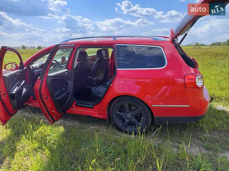 Универсал Volkswagen Passat 2010 в Ворзеле