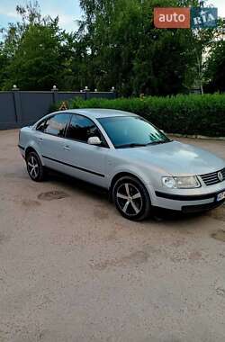 Седан Volkswagen Passat 1997 в Івано-Франківську