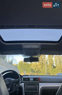 Седан Volkswagen Passat 2013 в 