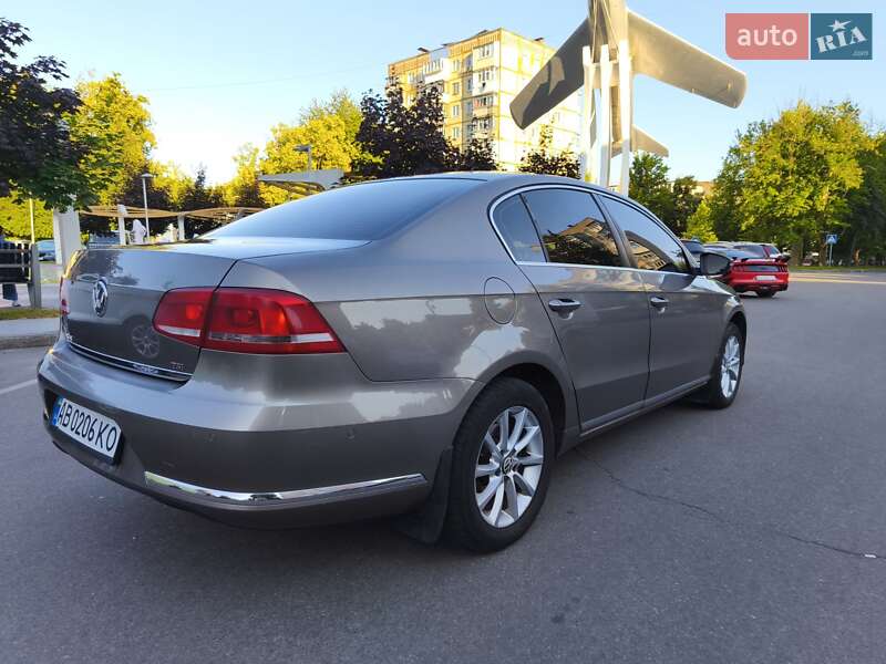 Седан Volkswagen Passat 2011 в Вінниці