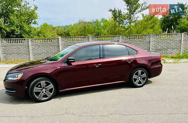 Седан Volkswagen Passat 2014 в Запорожье