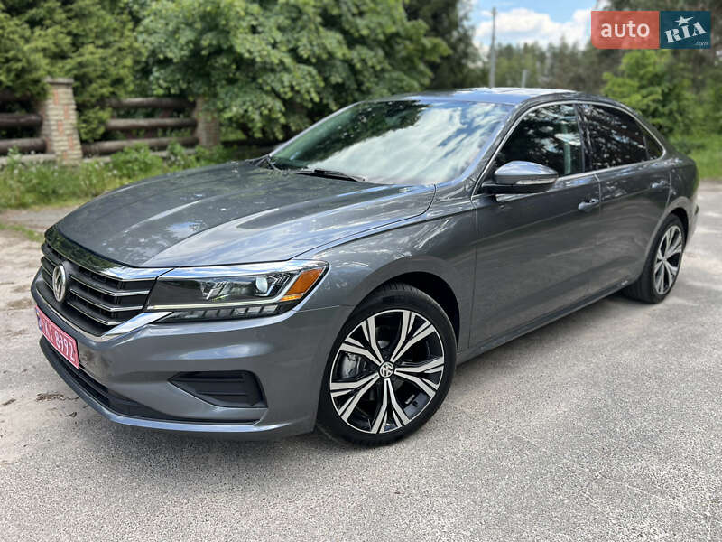 Volkswagen Passat 2021