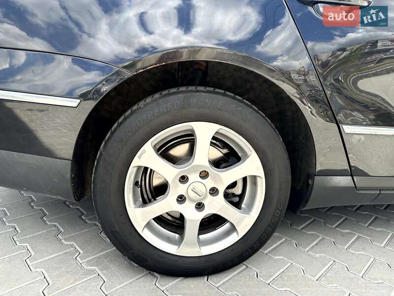 Седан Volkswagen Passat 2006 в Ивано-Франковске фото 21 Седан Volkswagen Passat 2006 в Ивано-Франковске