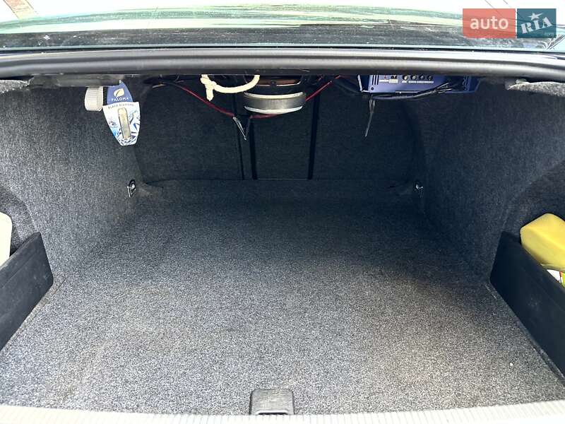 Седан Volkswagen Passat 2006 в Ивано-Франковске фото 63 Седан Volkswagen Passat 2006 в Ивано-Франковске
