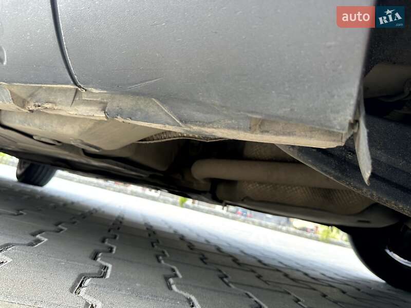 Седан Volkswagen Passat 2006 в Ивано-Франковске фото 82 Седан Volkswagen Passat 2006 в Ивано-Франковске