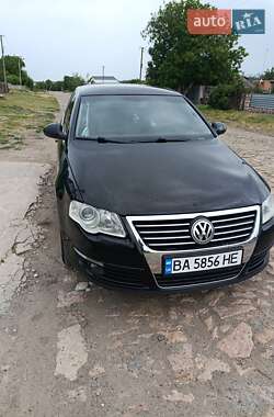 Седан Volkswagen Passat 2008 в Новоукраинке
