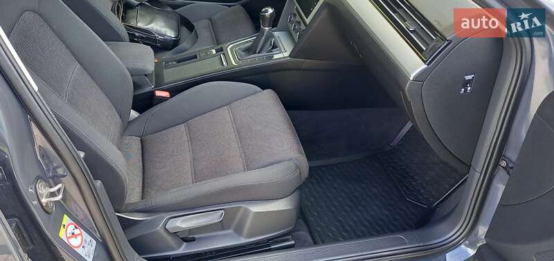 Універсал Volkswagen Passat 2017 в Новому Розділі