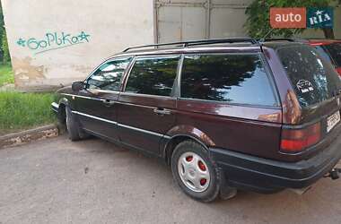 Универсал Volkswagen Passat 1993 в Калуше