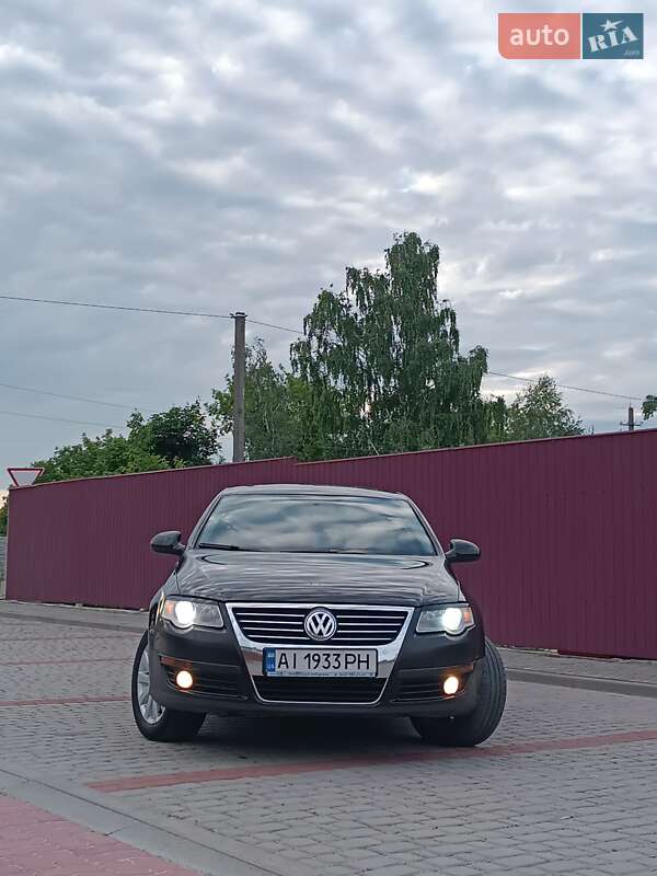 Седан Volkswagen Passat 2007 в Золочеве