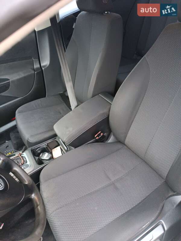 Седан Volkswagen Passat 2007 в Золочеве