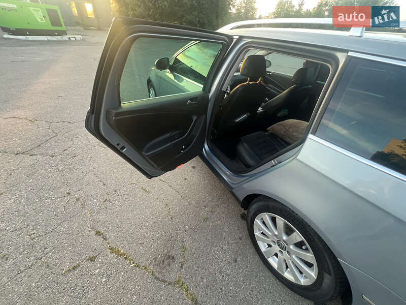 Універсал Volkswagen Passat 2008 в Харкові