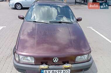 Седан Volkswagen Passat 1992 в Харькове