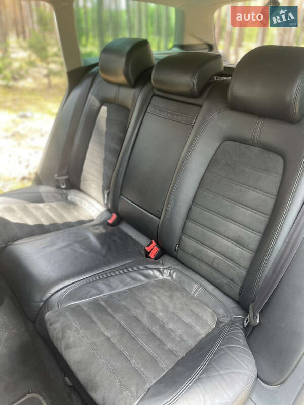 Універсал Volkswagen Passat 2009 в Луцьку