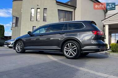 Універсал Volkswagen Passat 2018 в Полтаві