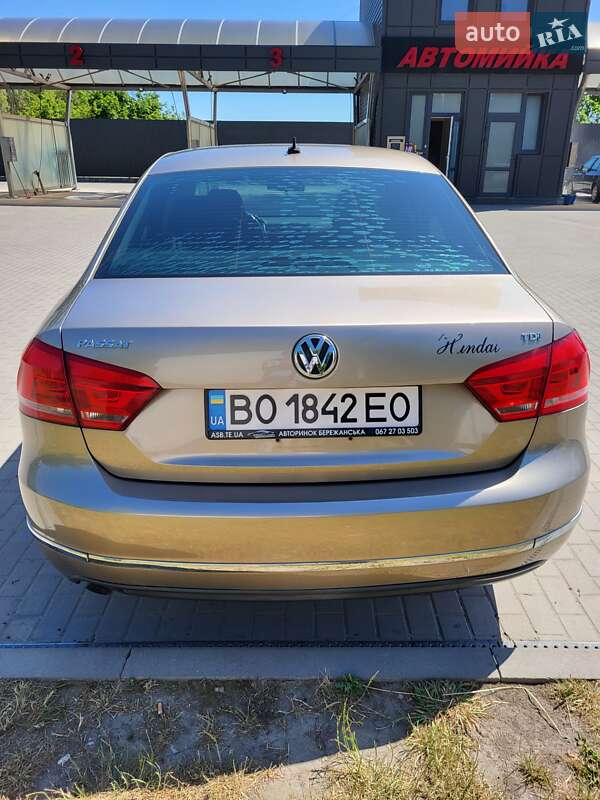 Седан Volkswagen Passat 2014 в Тернополі