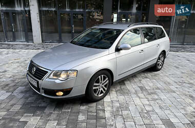 Универсал Volkswagen Passat 2010 в Черновцах