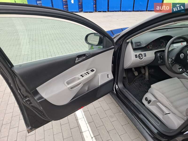 Универсал Volkswagen Passat 2006 в Умани фото 15 Универсал Volkswagen Passat 2006 в Умани