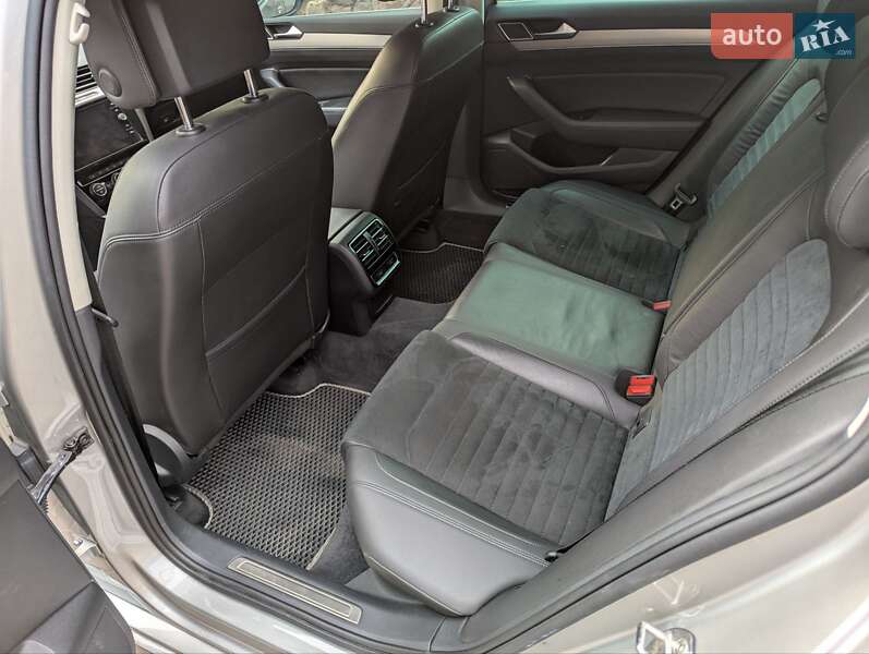 Универсал Volkswagen Passat 2017 в Вознесенске фото 12 Универсал Volkswagen Passat 2017 в Вознесенске