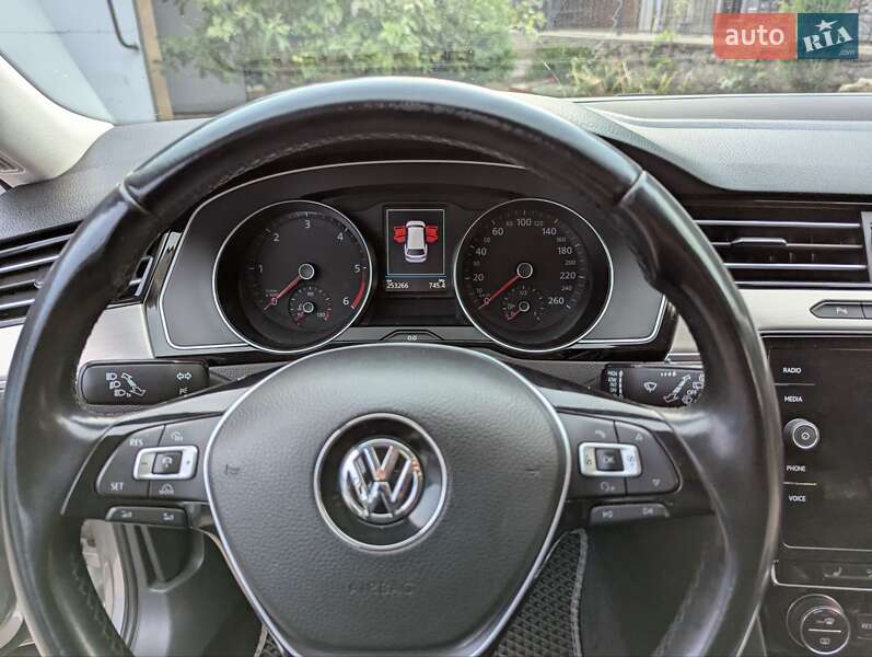 Универсал Volkswagen Passat 2017 в Вознесенске фото 19 Универсал Volkswagen Passat 2017 в Вознесенске