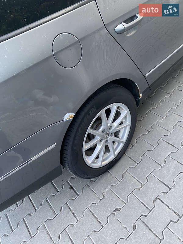 Универсал Volkswagen Passat 2006 в Житомире
