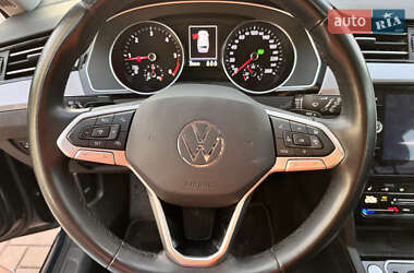 Универсал Volkswagen Passat 2021 в 