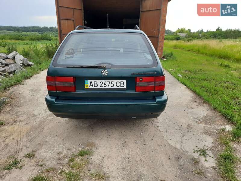 Универсал Volkswagen Passat 1996 в Мурованых Куриловцах