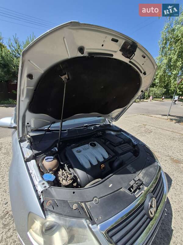 Универсал Volkswagen Passat 2006 в Ужгороде