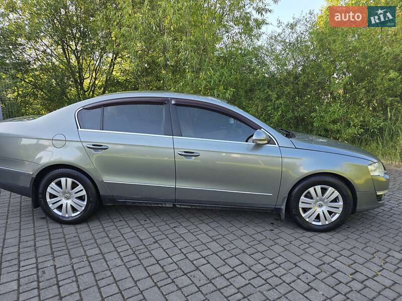 Седан Volkswagen Passat 2007 в Львові