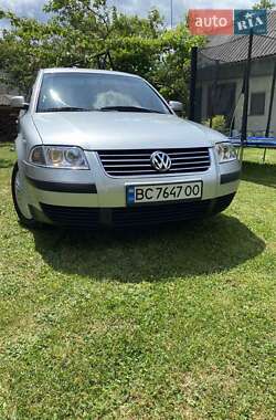 Седан Volkswagen Passat 2001 в Трускавці