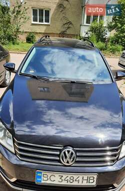 Універсал Volkswagen Passat 2014 в Дрогобичі