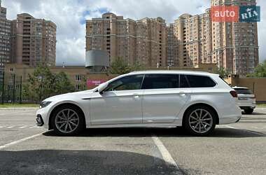 Універсал Volkswagen Passat 2021 в Києві