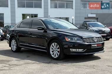 Седан Volkswagen Passat 2012 в Києві