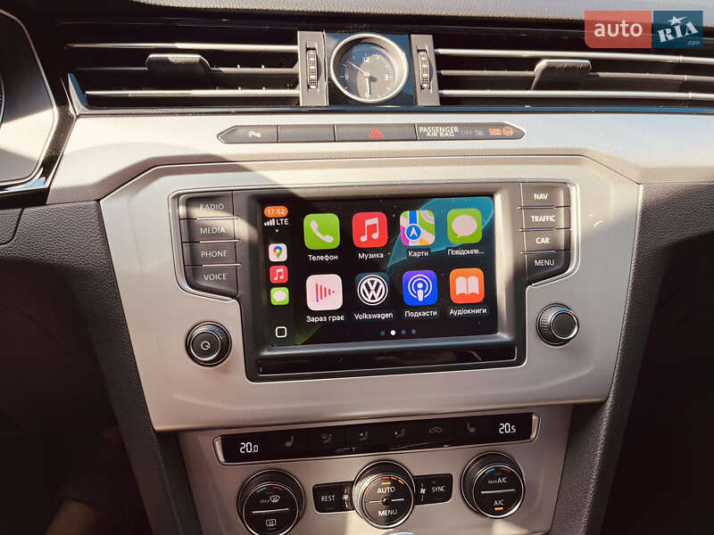 Универсал Volkswagen Passat 2016 в Ужгороде