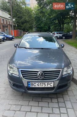 Volkswagen Passat 2010
