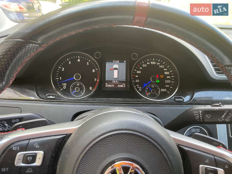 Универсал Volkswagen Passat 2010 в Львове