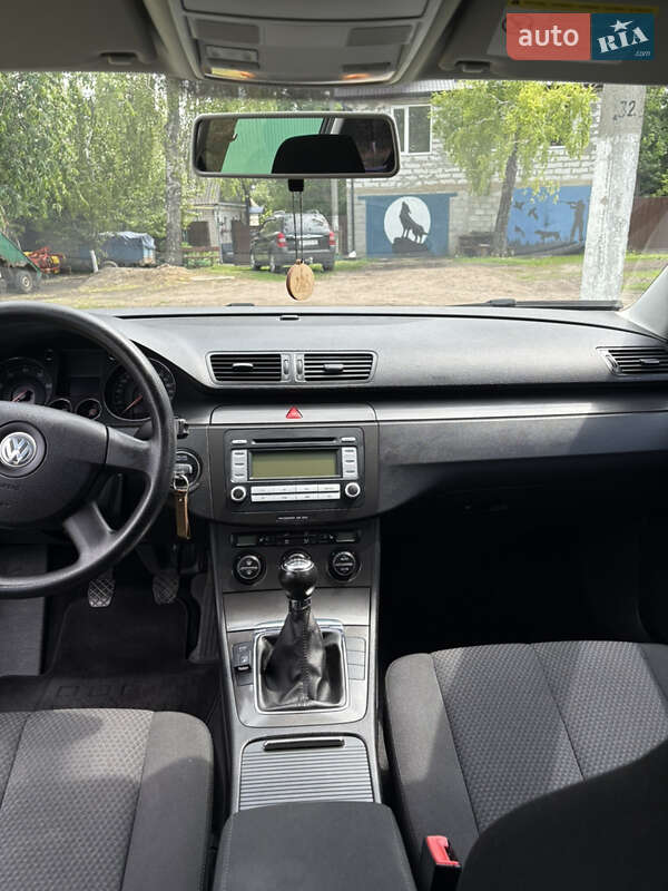 Універсал Volkswagen Passat 2007 в Харкові
