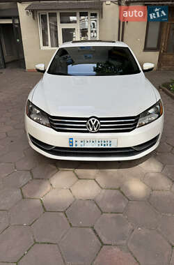 Седан Volkswagen Passat 2014 в Одессе