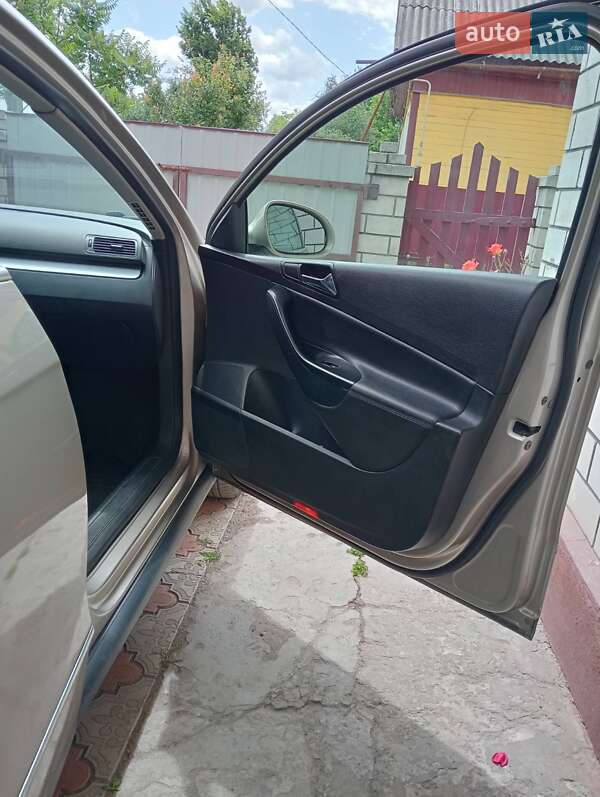 Седан Volkswagen Passat 2007 в Ирпене фото 15 Седан Volkswagen Passat 2007 в Ирпене