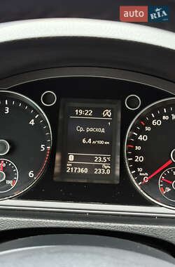 Седан Volkswagen Passat 2014 в Черновцах