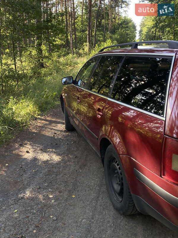 Универсал Volkswagen Passat 2003 в Костополе