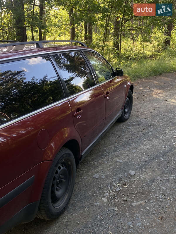 Универсал Volkswagen Passat 2003 в Костополе